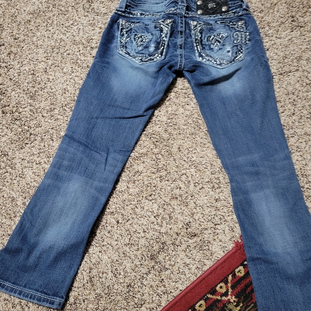 Miss Me Capris - Picture 3 of 4